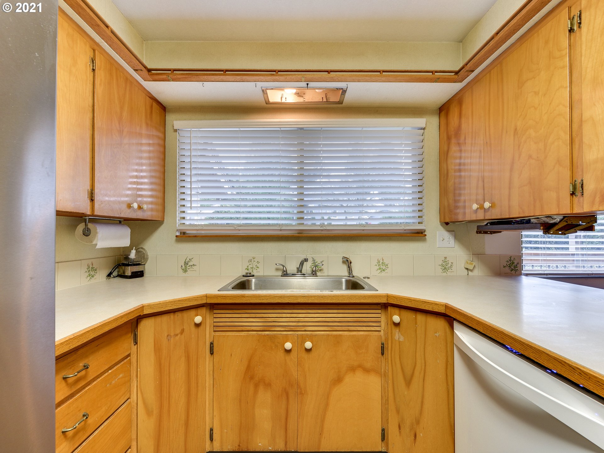 3511 Columbia Heights Road Longview, WA 98632 - Photo 12 of 32 Gallery Image 12