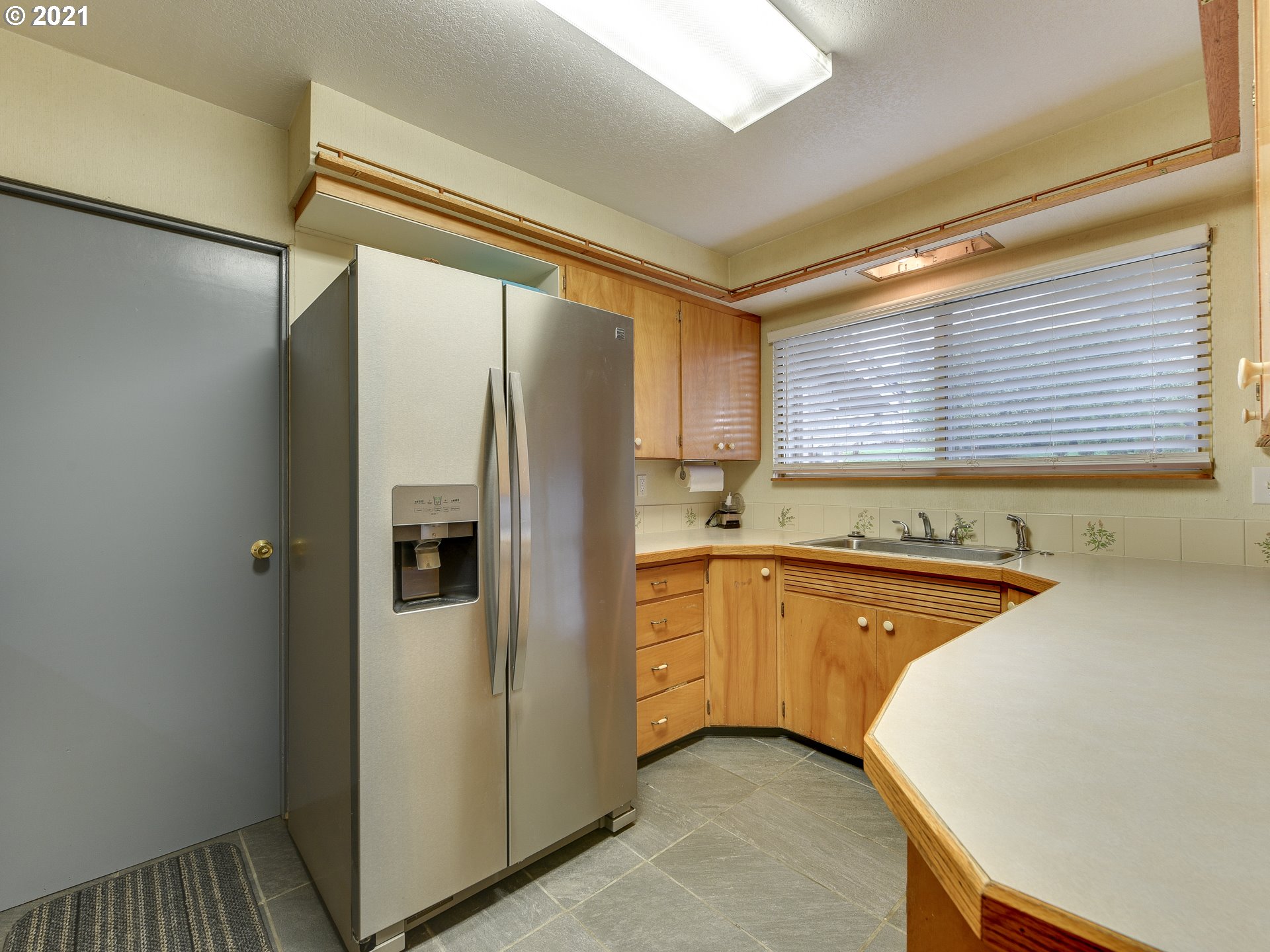 3511 Columbia Heights Road Longview, WA 98632 - Photo 10 of 32 Gallery Image 10