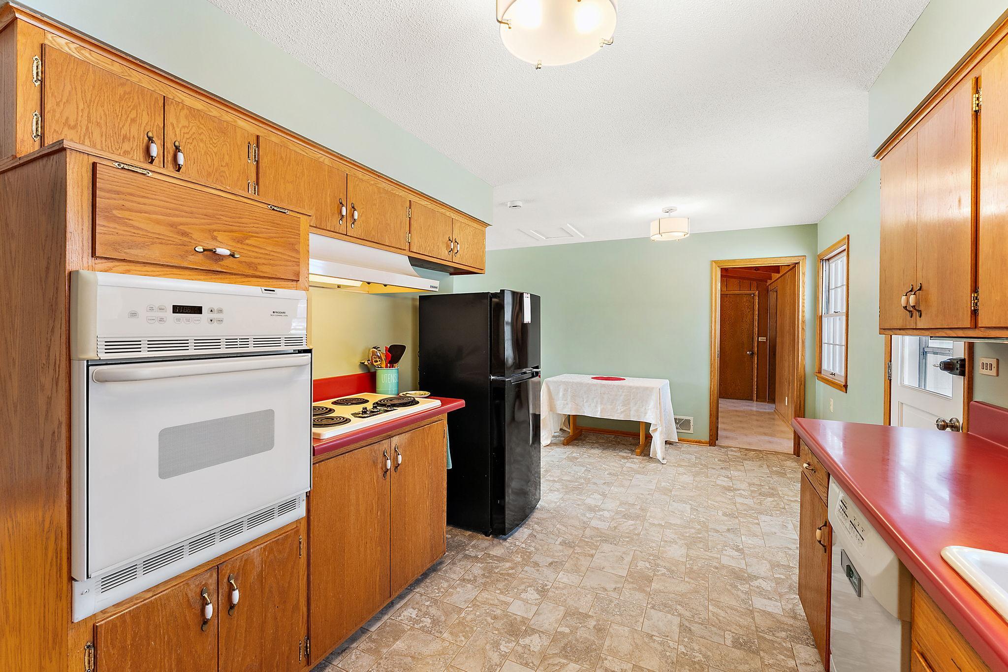 7447 Cloman Way East Inver Grove Heights, MN 55076 - Photo 11 of 50