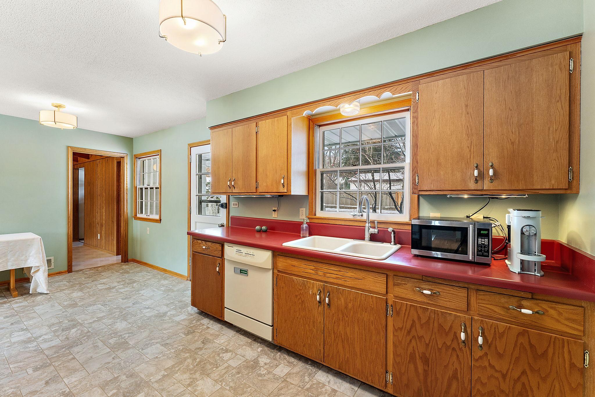 7447 Cloman Way East Inver Grove Heights, MN 55076 - Photo 12 of 50