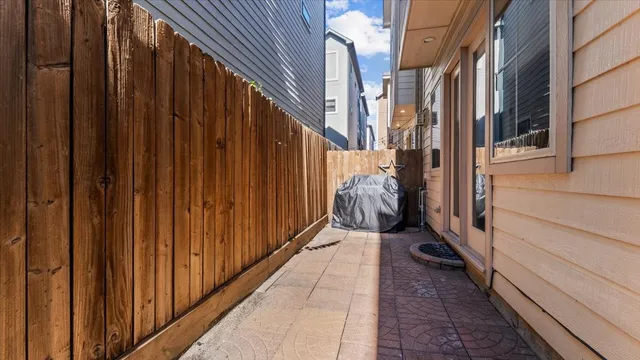 $3,500 | 931 West 23rd Street, Unit I, Houston, TX 77008