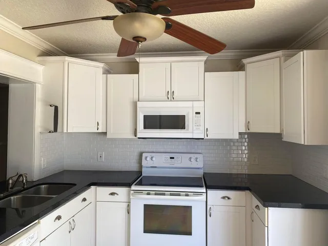 $2,700 | 1057 Southwest Spruce Street, Palm City, FL 34990
