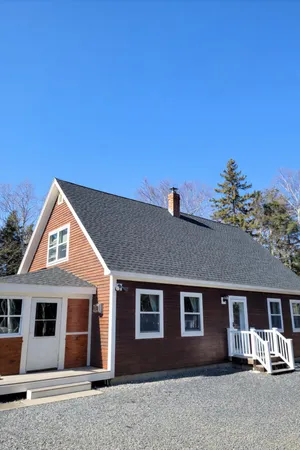 $775,000 | 657 Bemis Road, Oquossoc, ME 04964