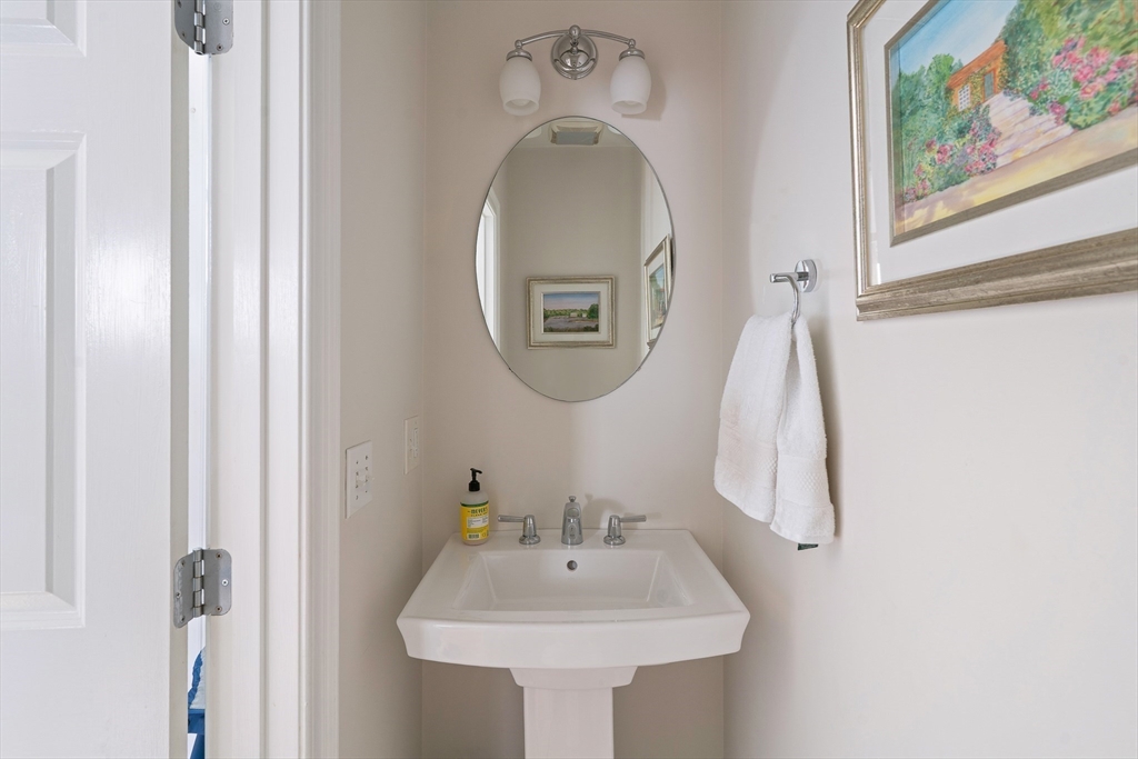 35 Rutherford Avenue, Unit 1 Boston, MA 02129 - Photo 12 of 28
