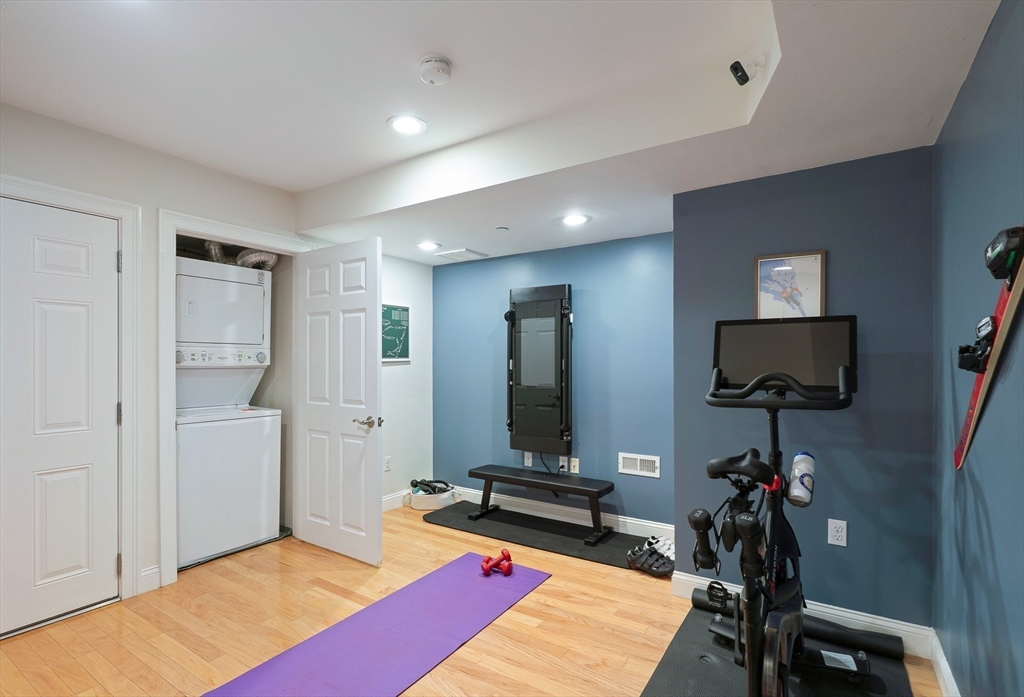 35 Rutherford Avenue, Unit 1 Boston, MA 02129 - Photo 17 of 28