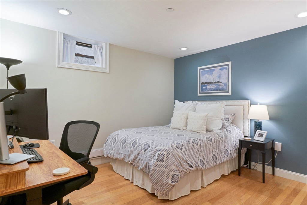 35 Rutherford Avenue, Unit 1 Boston, MA 02129 - Photo 21 of 28
