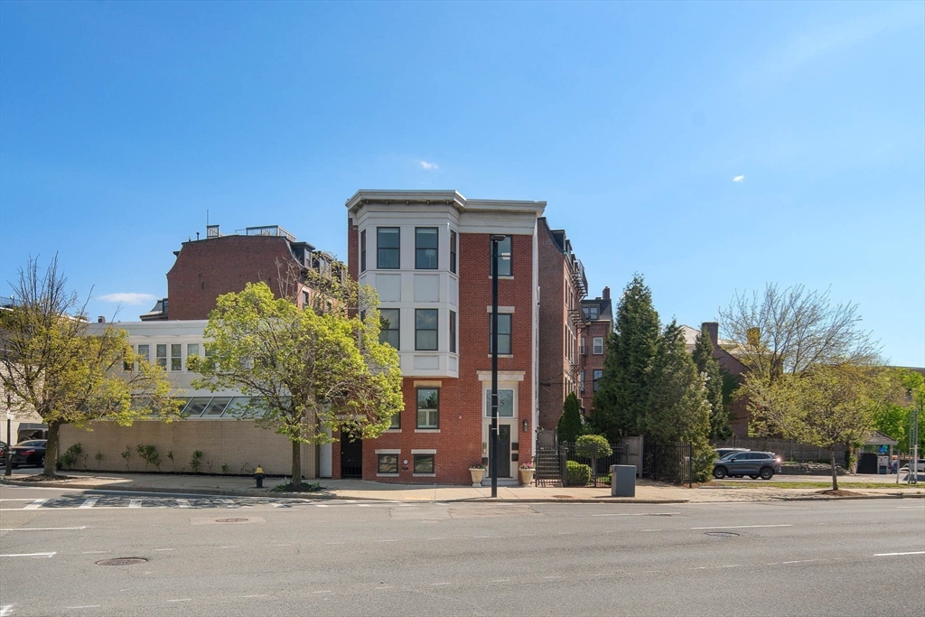 35 Rutherford Avenue, Unit 1 Boston, MA 02129 - Photo 26 of 28