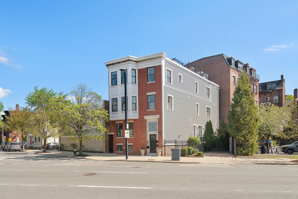 35 Rutherford Avenue, Unit 1 Boston, MA 02129 - Photo 27 of 28