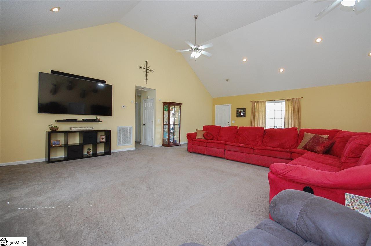 521 McKinney Road Simpsonville, SC 29681 - Photo 9 of 29 Gallery Image 9