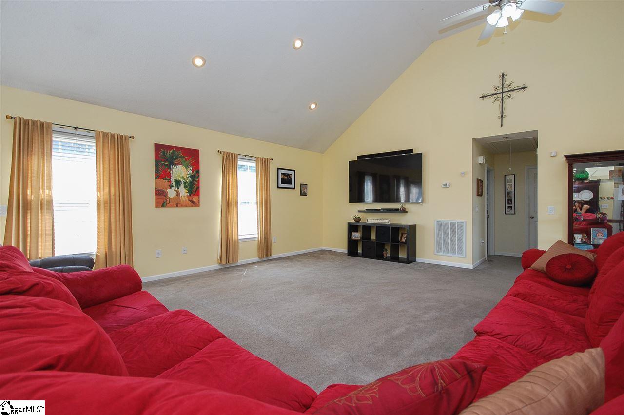 521 McKinney Road Simpsonville, SC 29681 - Photo 10 of 29 Gallery Image 10