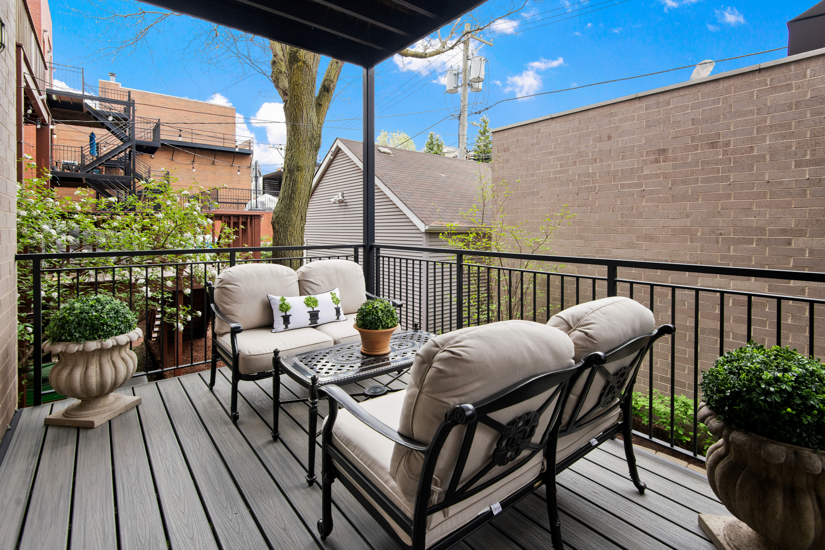 2040 North Racine Avenue, Unit 1 Chicago, IL 60614 - Photo 22 of 23 Gallery Image 22