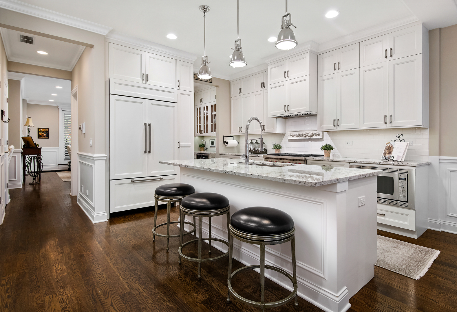 2040 North Racine Avenue, Unit 1 Chicago, IL 60614 - Photo 5 of 23 Gallery Image 5