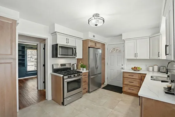 $292,500 | 14145 Faust Avenue, Detroit, MI 48223