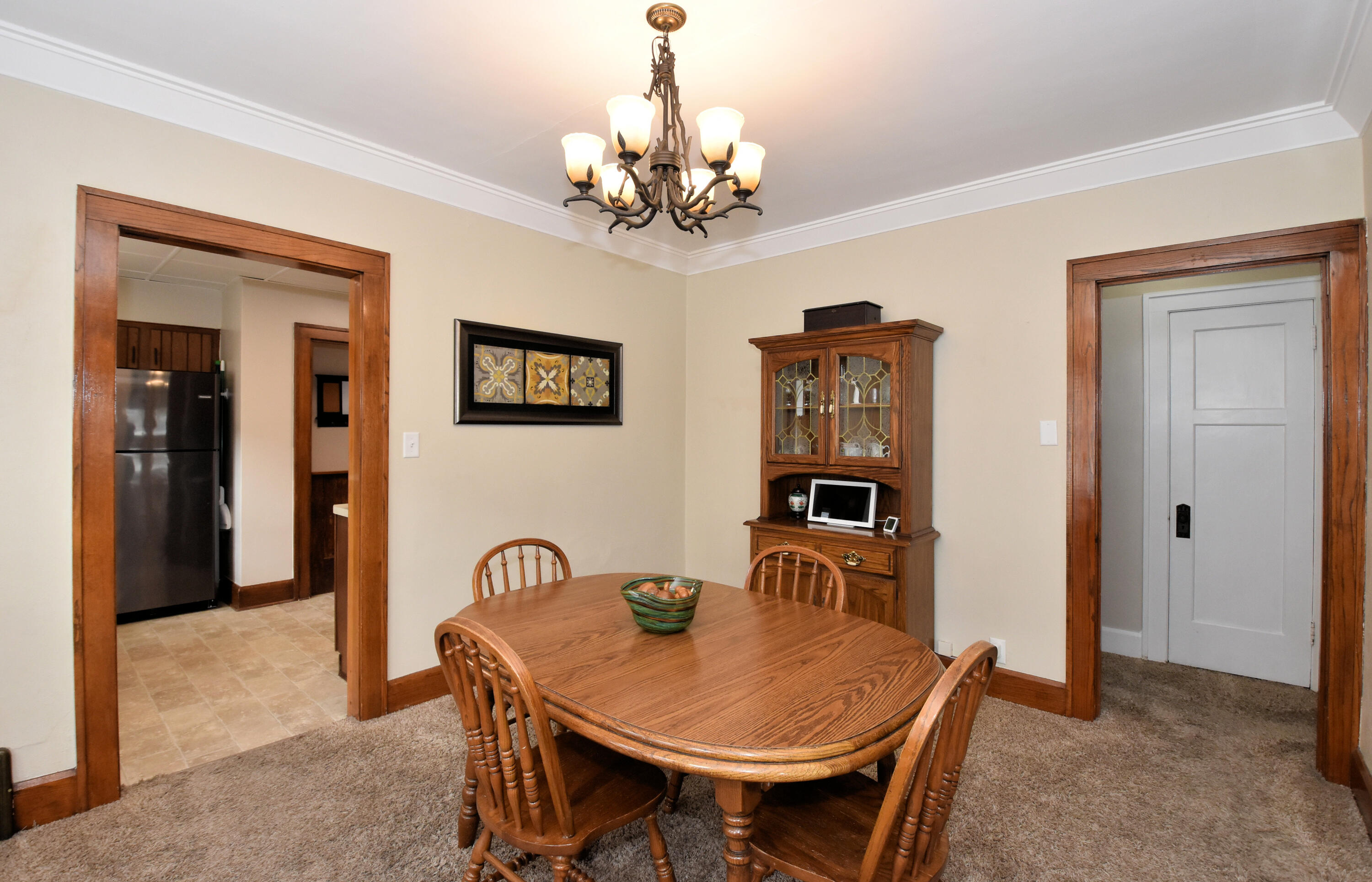 1224 West Lawn Avenue Racine, WI 53405 - Photo 16 of 46 Dining Room