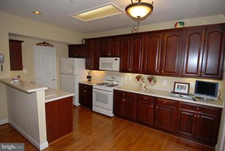 23634 Public House Road Clarksburg, MD 20871 - Photo 12 of 18 Kitchen