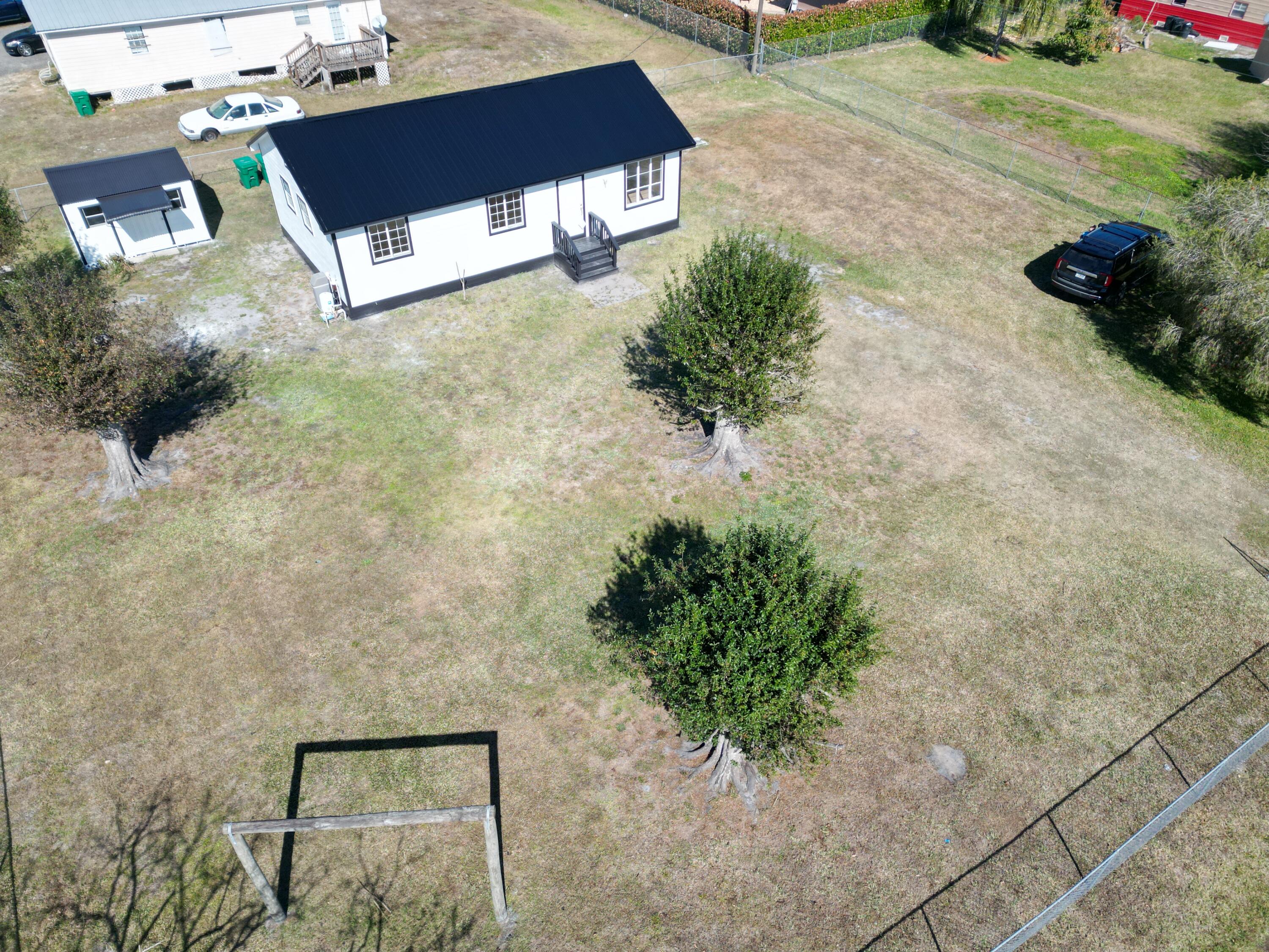 3095 Northwest 36th Street Okeechobee, FL 34972 - Photo 1 of 16 main