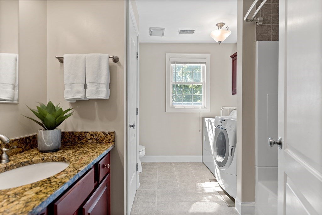 108 Glendower Road Boston, MA 02131 - Photo 17 of 22 Gallery Image 17