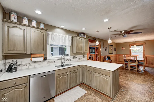 $379,500 | 6 Rosecrans Court, Brownsburg, IN 46112