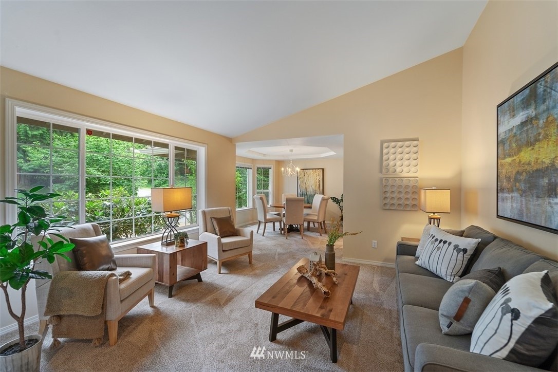 5809 135th Place Southwest Edmonds, WA 98026 - Photo 2 of 16 Gallery Image 2