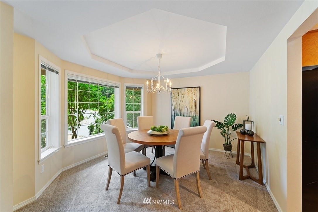5809 135th Place Southwest Edmonds, WA 98026 - Photo 7 of 16 Gallery Image 7