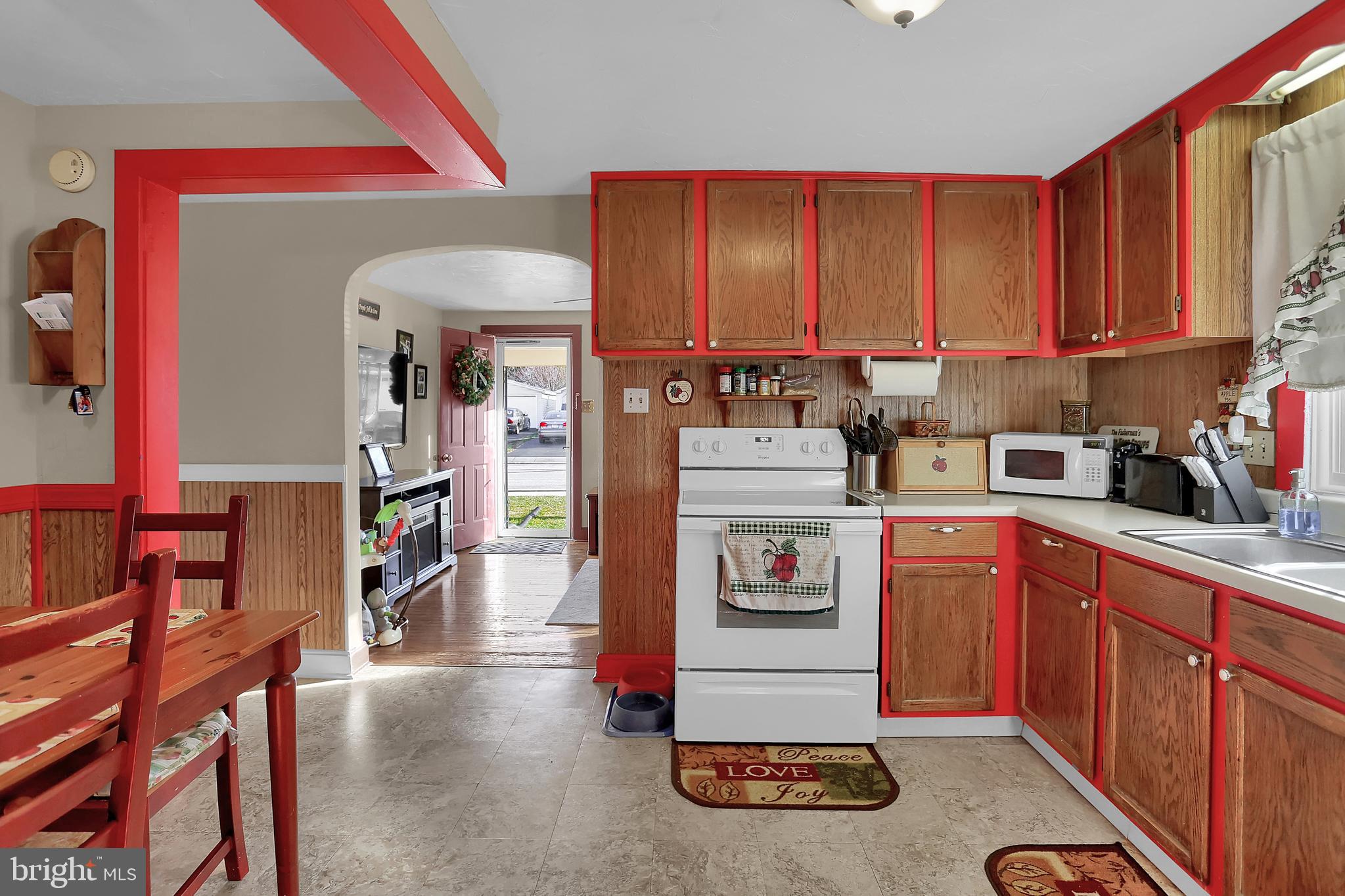 525 South High Street Hanover, PA 17331 - Photo 5 of 36 Gallery Image 5