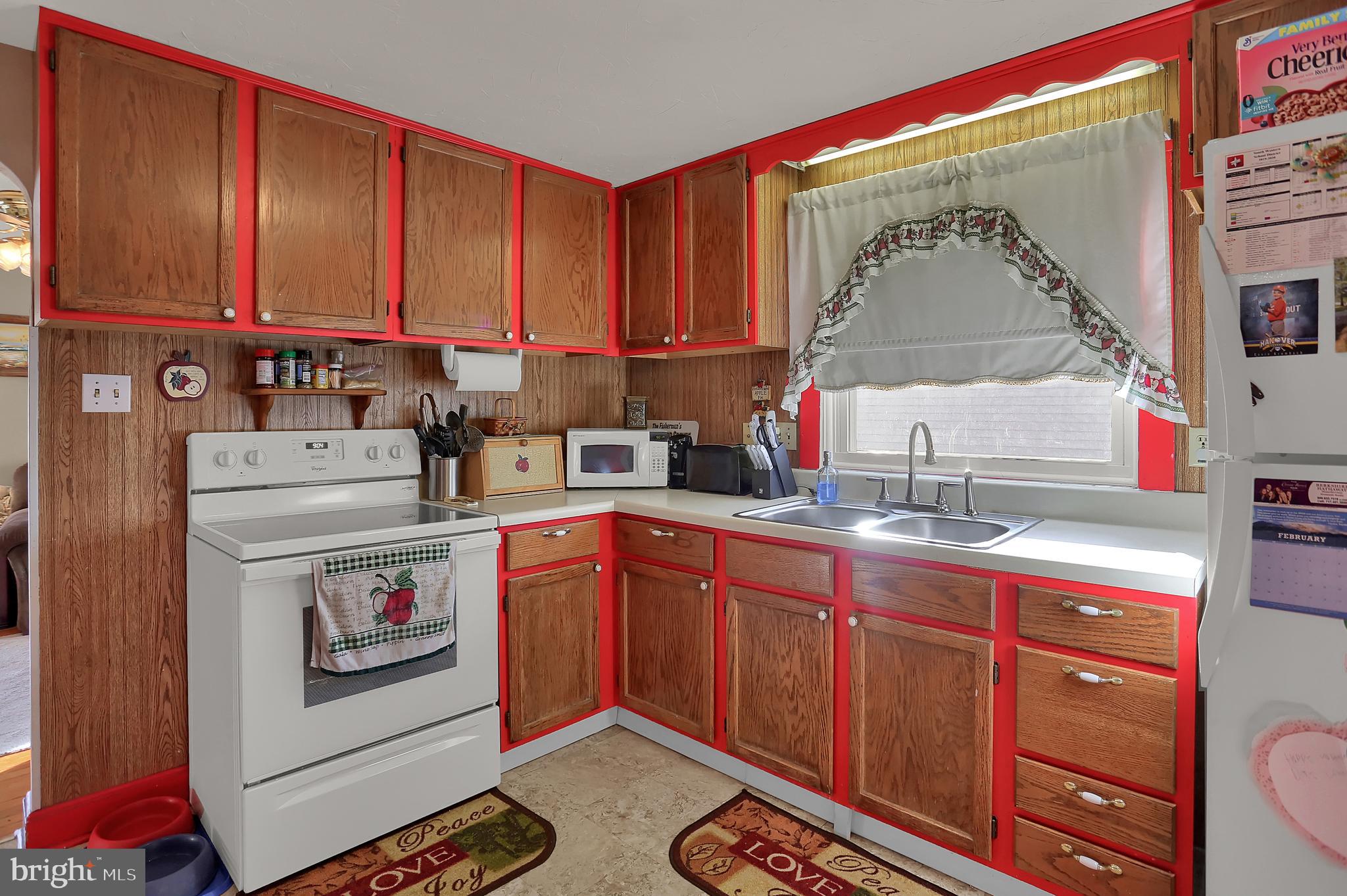 525 South High Street Hanover, PA 17331 - Photo 7 of 36 Gallery Image 7