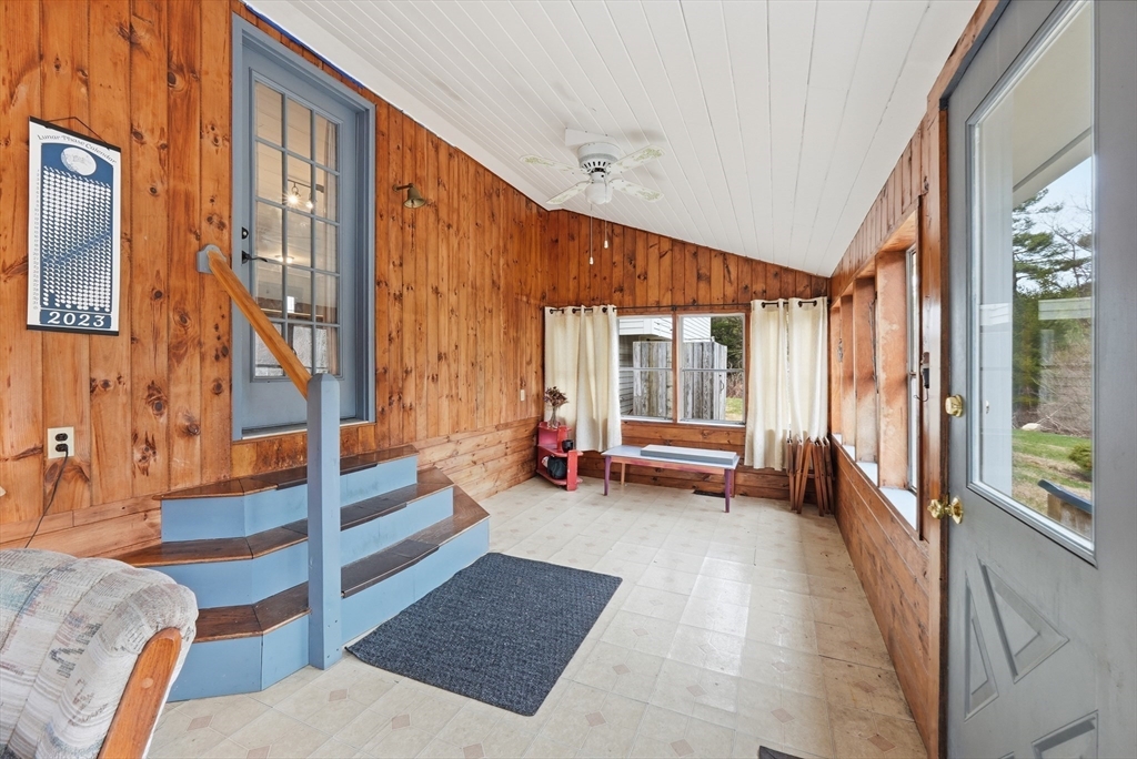 112 Williamsville Road Hubbardston, MA 01452 - Photo 19 of 41