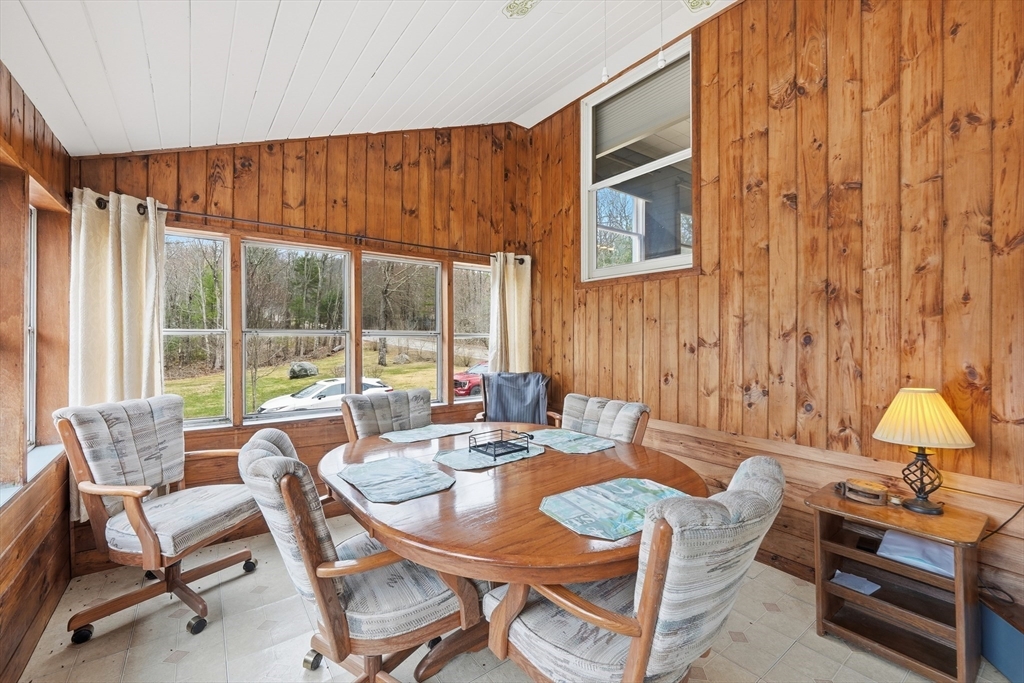 112 Williamsville Road Hubbardston, MA 01452 - Photo 20 of 41