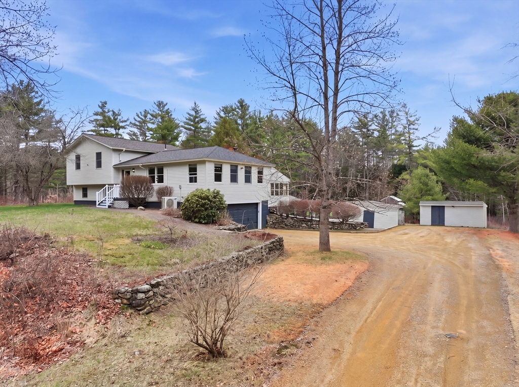112 Williamsville Road Hubbardston, MA 01452 - Photo 2 of 41