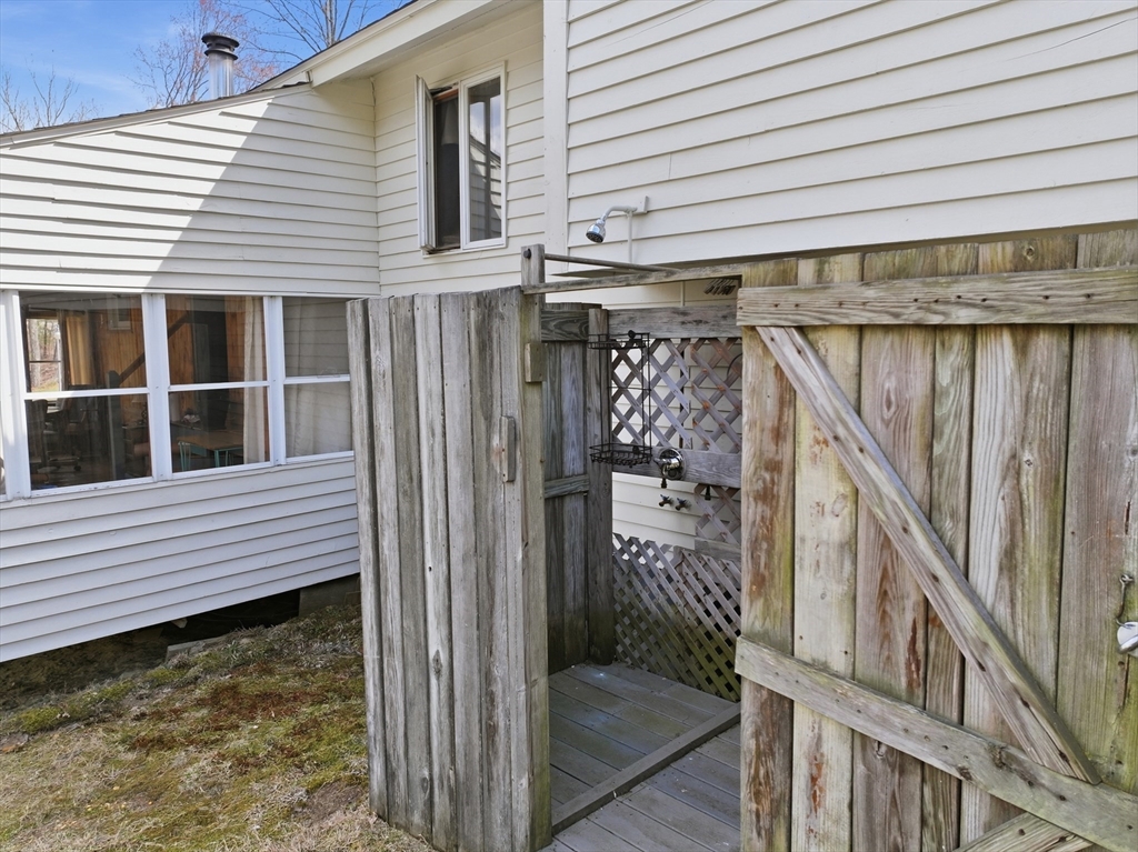 112 Williamsville Road Hubbardston, MA 01452 - Photo 26 of 41