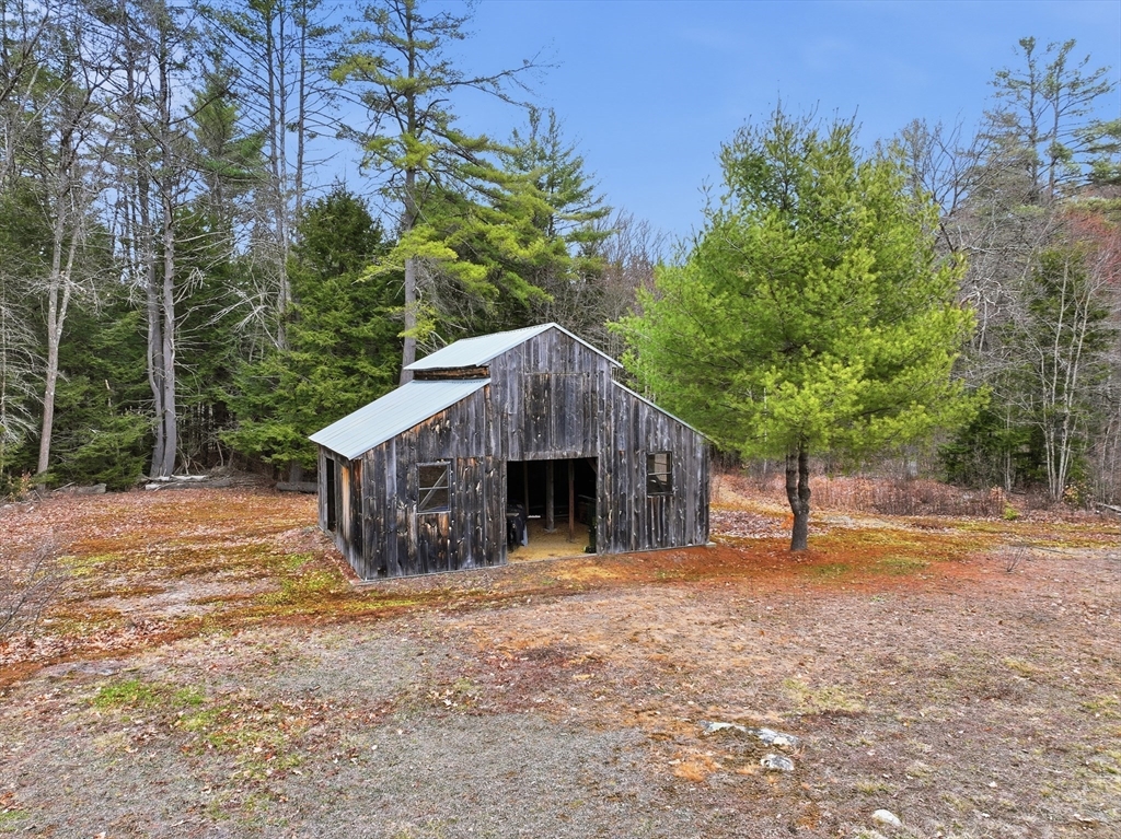 112 Williamsville Road Hubbardston, MA 01452 - Photo 33 of 41