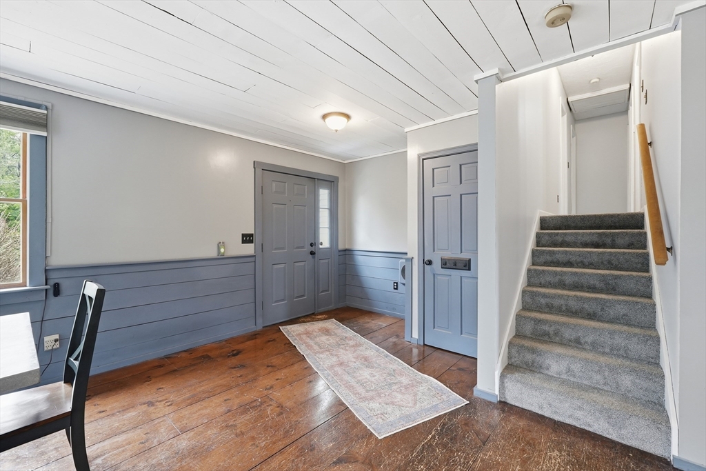 112 Williamsville Road Hubbardston, MA 01452 - Photo 9 of 41