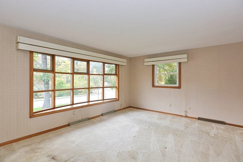 2 Saddleback Hill Road Bellingham, MA 02019 - Photo 12 of 38 Gallery Image 12