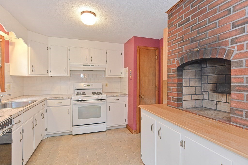 2 Saddleback Hill Road Bellingham, MA 02019 - Photo 22 of 38 Gallery Image 22