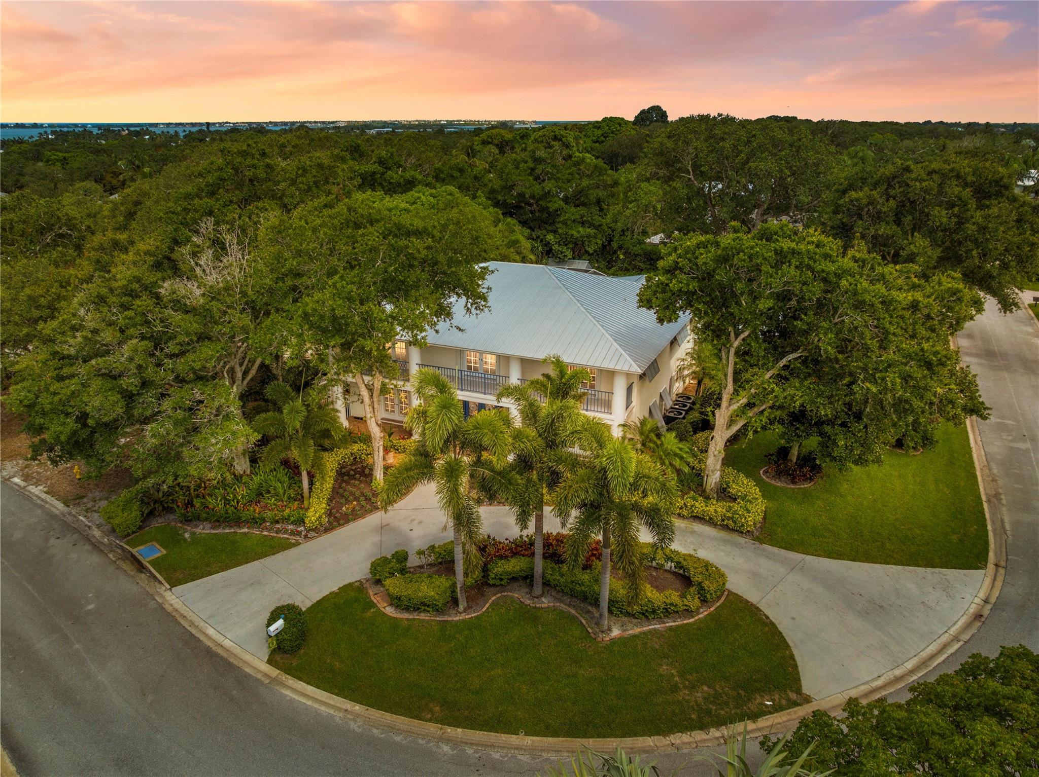 33 Rio Vista Drive Stuart, FL 34996 - Photo 3 of 66 Photo 3