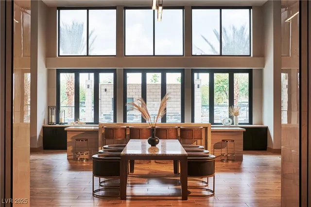 $3,250 | 2460 East Serene Avenue, Unit 519, Henderson, NV 89074