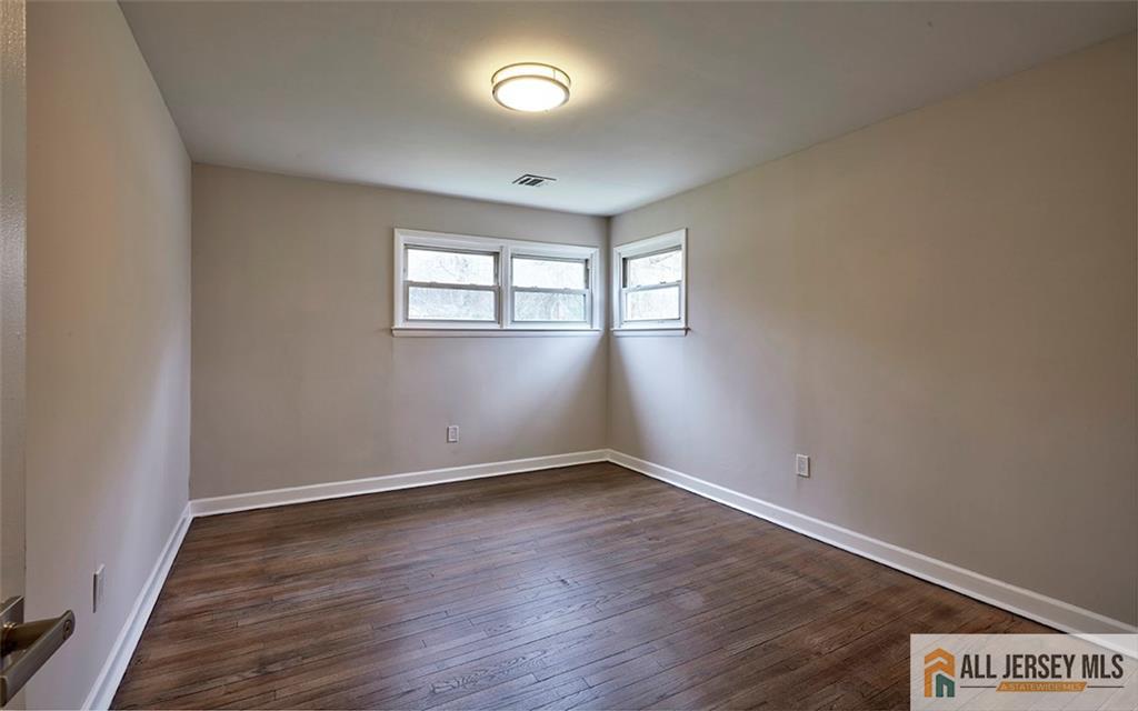 312 Matchaponix Road Old Bridge, NJ 08831 - Photo 14 of 34