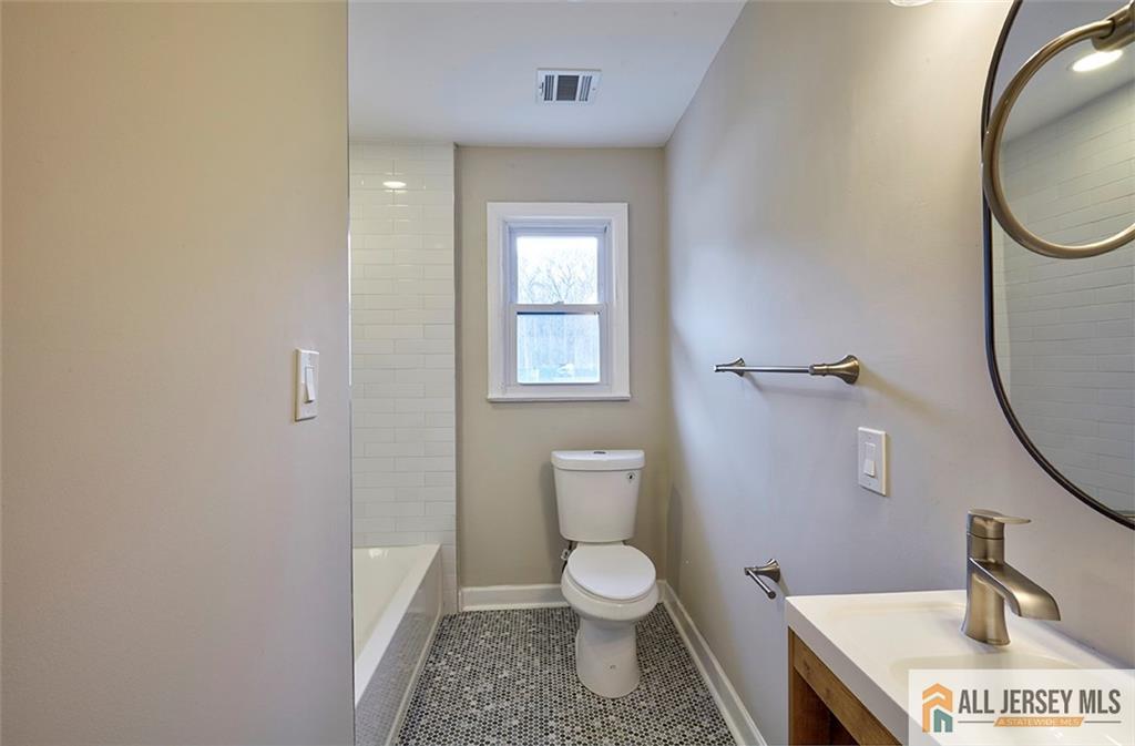 312 Matchaponix Road Old Bridge, NJ 08831 - Photo 9 of 34