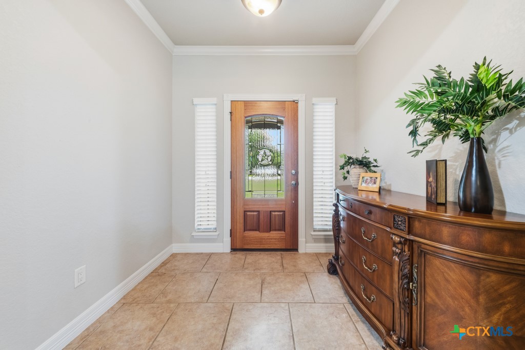 1211 Mossy Hollow Road Spring Branch, TX 78070 - Photo 3 of 25 Gallery Image 3