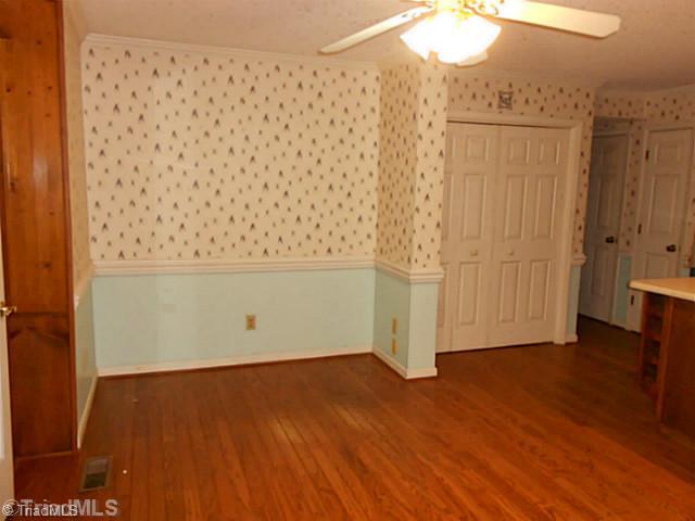 7905 Grey Fox Road Oak Ridge, NC 27310 - Photo 6 of 16 Kitchen. Eat in kitchen