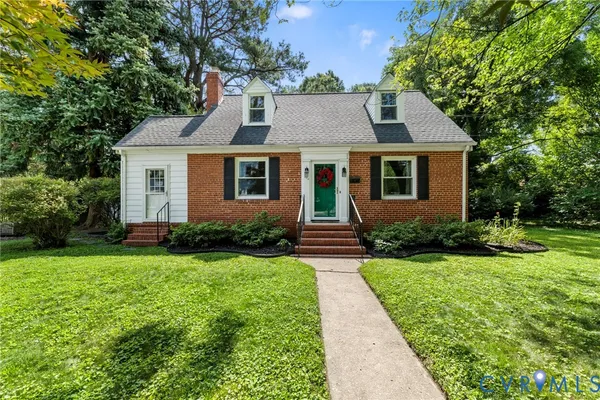 $389,950 | 103 North James Street, Ashland, VA 23005