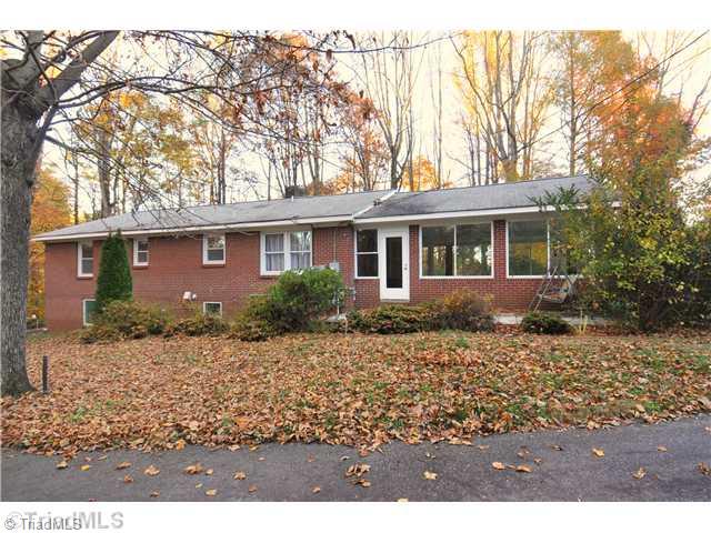 5685 Phillips Bridge Road Winston-Salem, NC 27104 - Photo 3 of 15 Exterior Back.