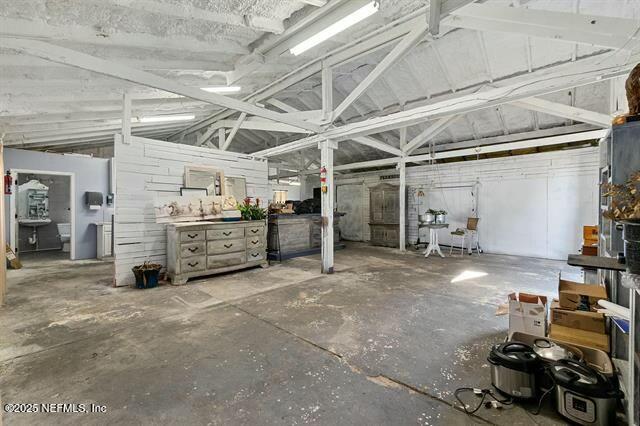115 La Quinta Place St. Augustine, FL 32084 - Photo 21 of 32 a view of a room with gym equipment