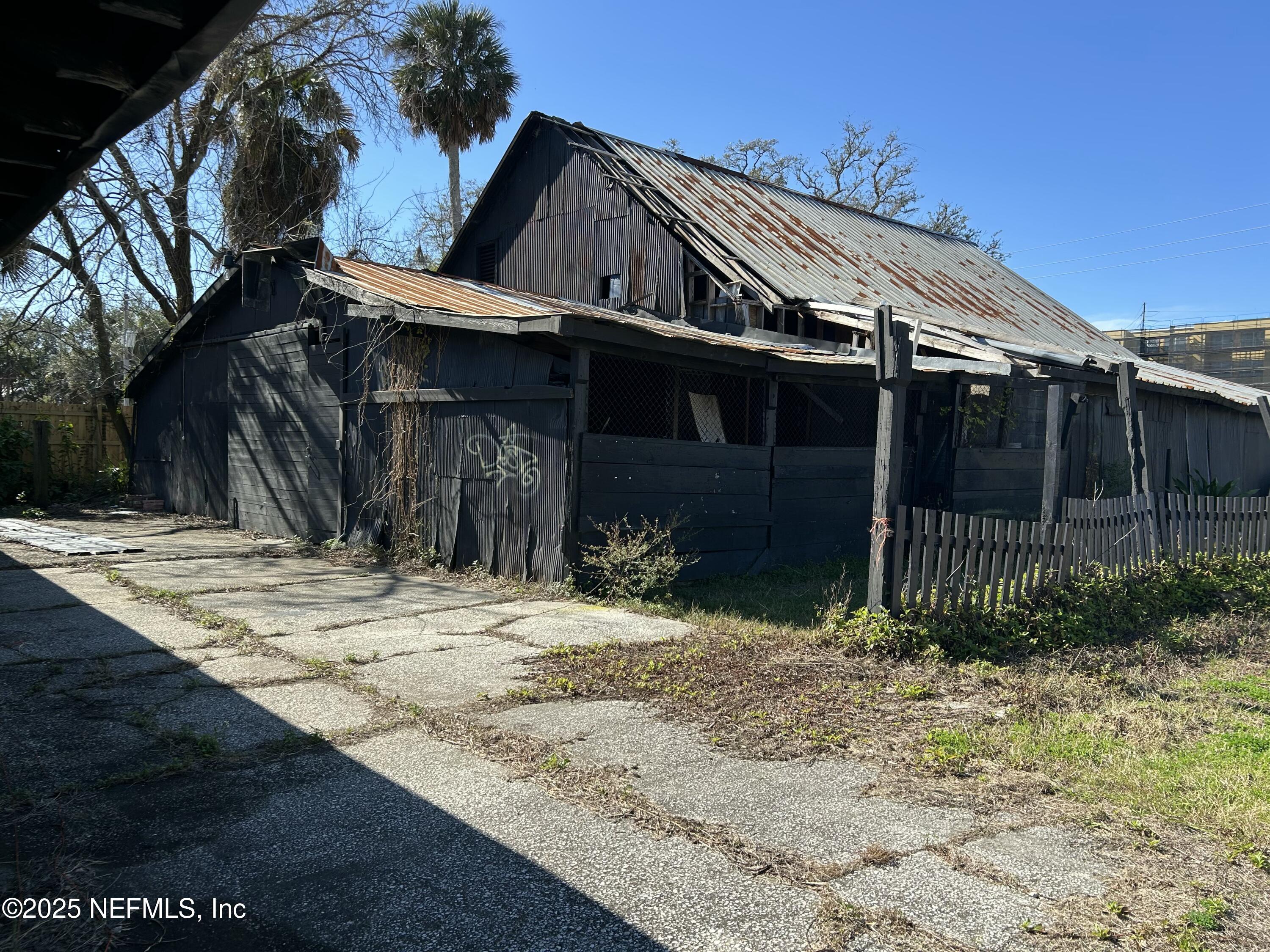 115 La Quinta Place St. Augustine, FL 32084 - Photo 4 of 32 a view of a house with a yard