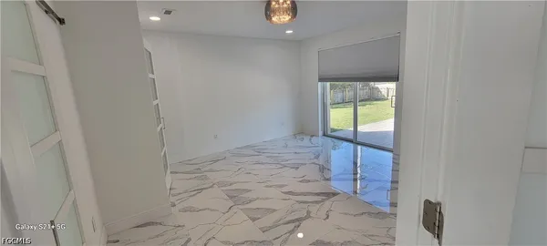 $4,000 | 5200 West Boulevard, Naples, FL 34103