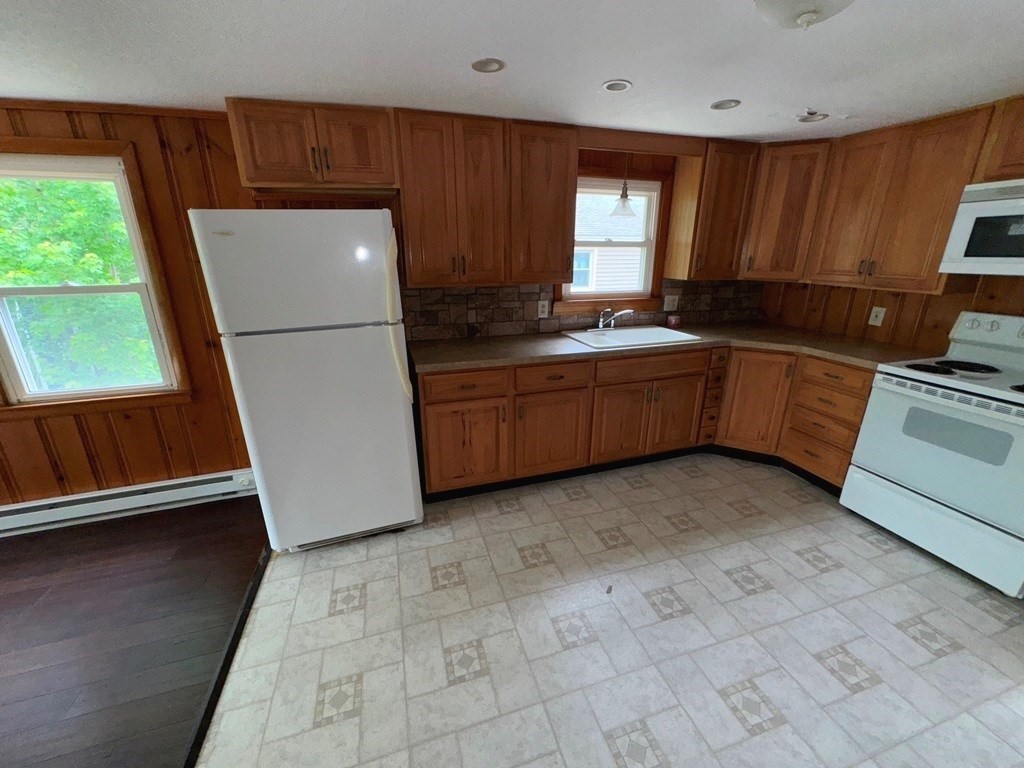 5 Roberts Park Road Holland, MA 01521 - Photo 5 of 17
