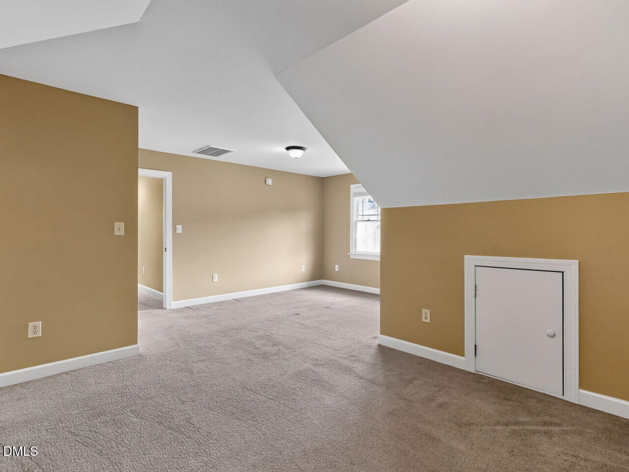 123 Homegate Circle Apex, NC 27502 - Photo 27 of 35