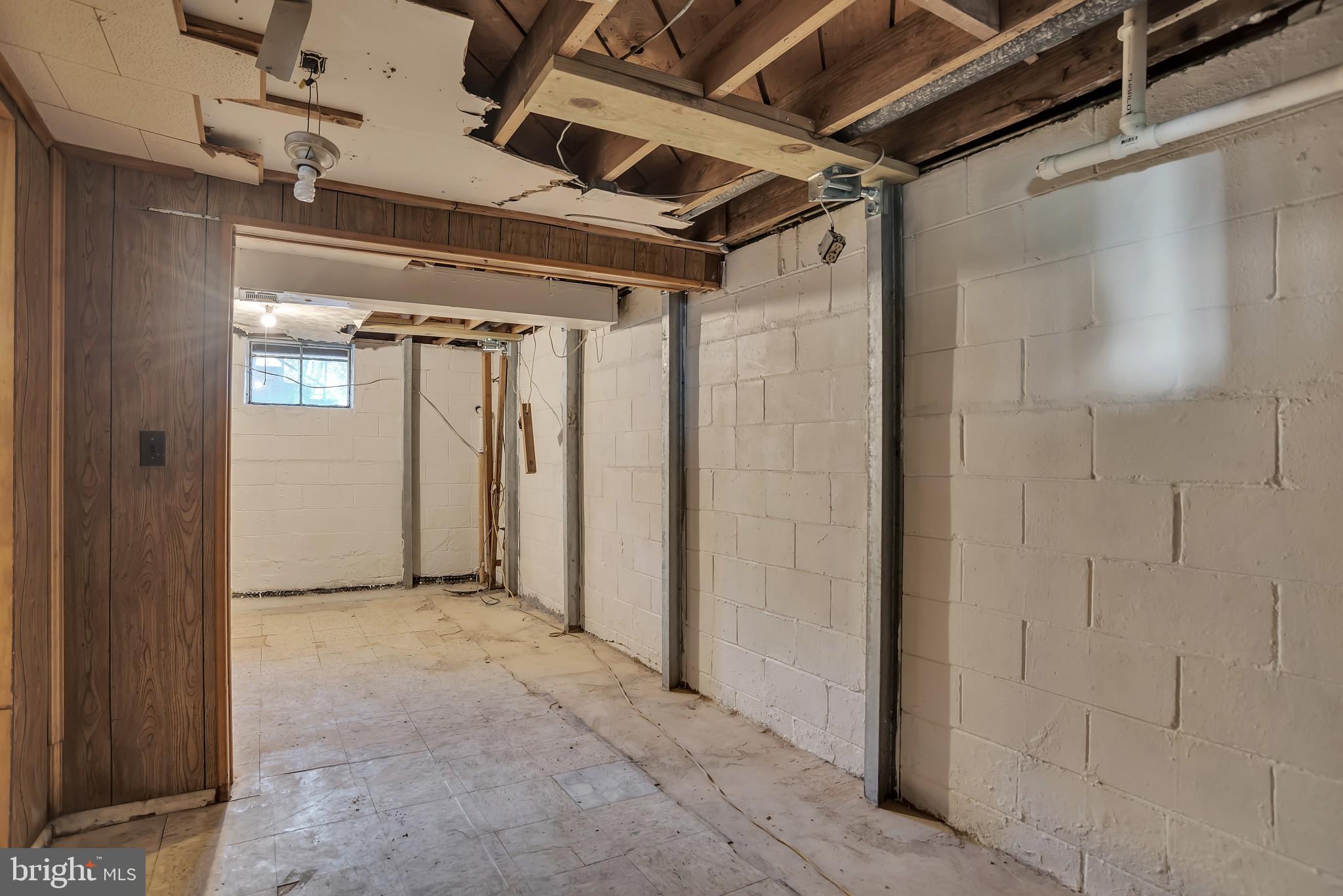 1243 Roundtop Road Odenton, MD 21113 - Photo 24 of 27 Basement