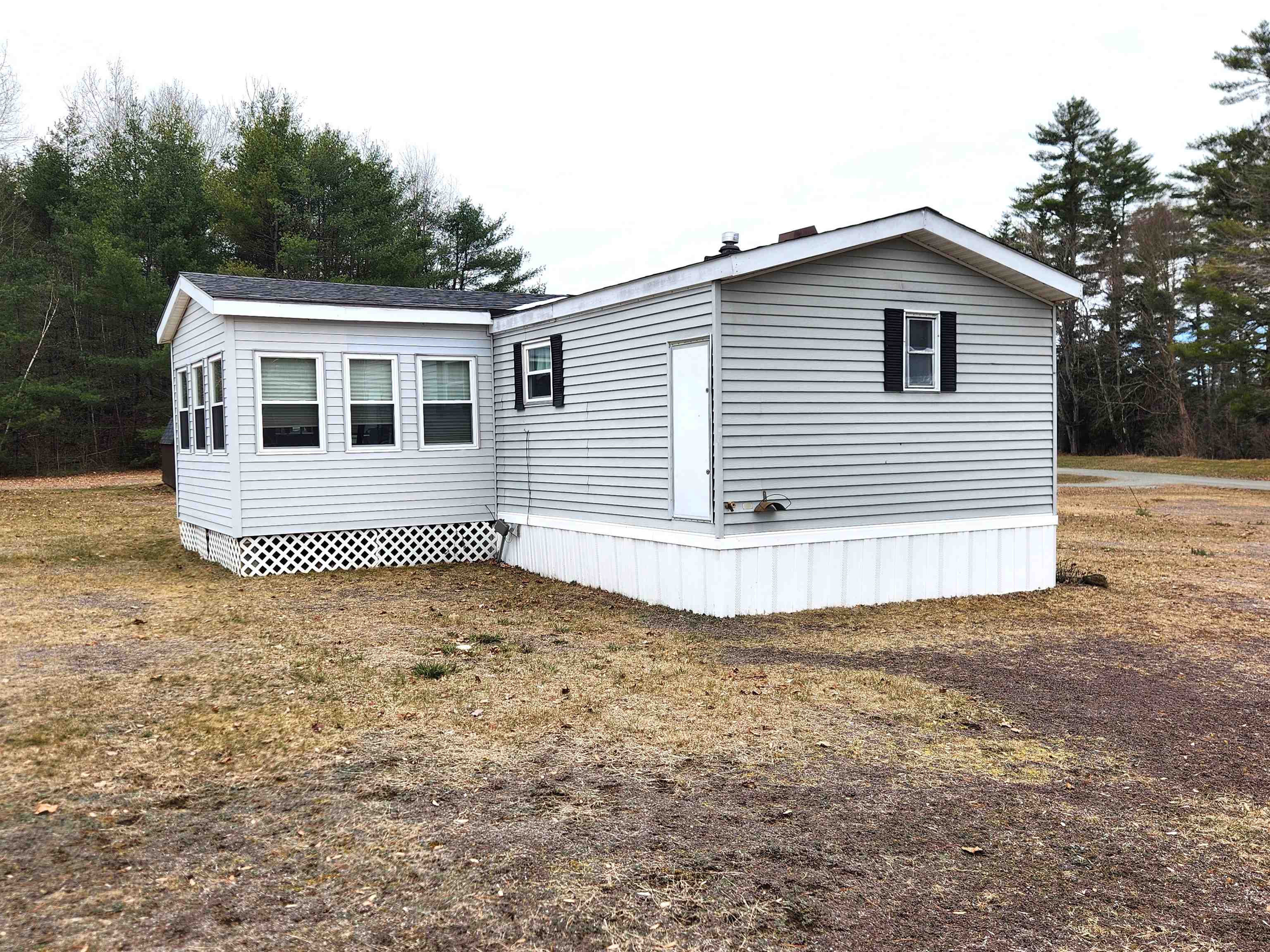 22 Pioneer Road Bath, NH 03740 - Photo 4 of 28