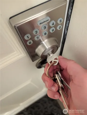 $564,000 | 2419 8th Avenue North, Unit 202, Seattle, WA 98109